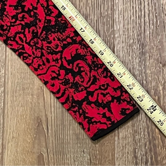 J Jill Damask Red Black Long Sleeve Sweater Petites S Rhinestones Christmas - Picture 11 of 11